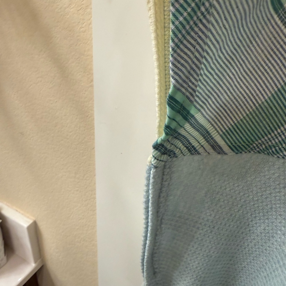 Easel Blue and White Lace Knit Top 1X - Picture 5 of 8